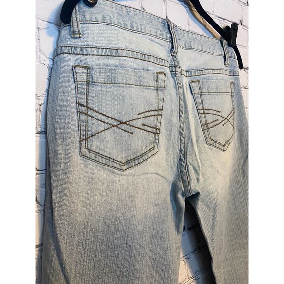 Aeropostale Hailey Skinny Flare Curvy Jeans Size 7/8 Regular Light Wash - Picture 5 of 8